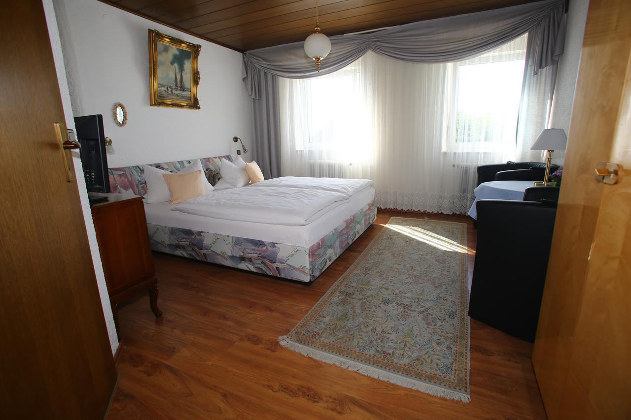 Pension Weinberg Mit Landhaus Nizza Gleisweiler Exterior photo